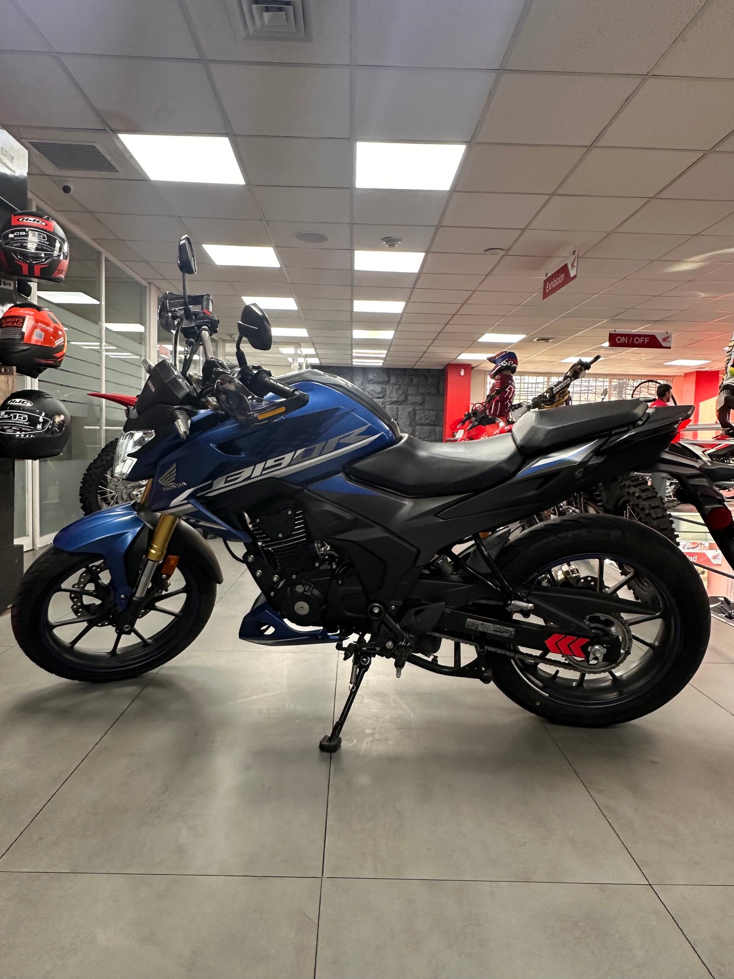 CB 190 R