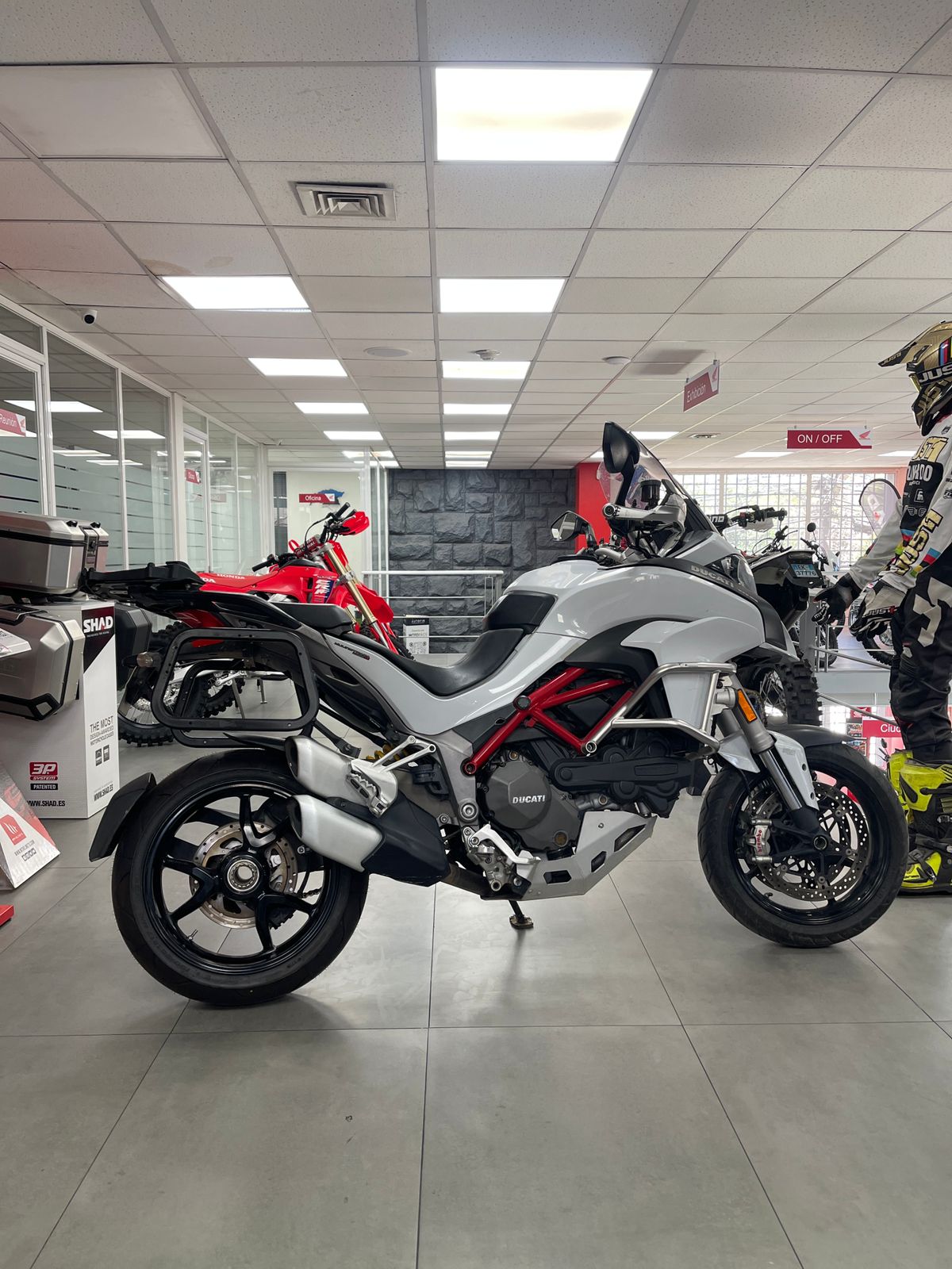 Ducati MULTISTRADA 1200