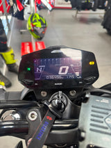 SUZUKI GIXXER 250