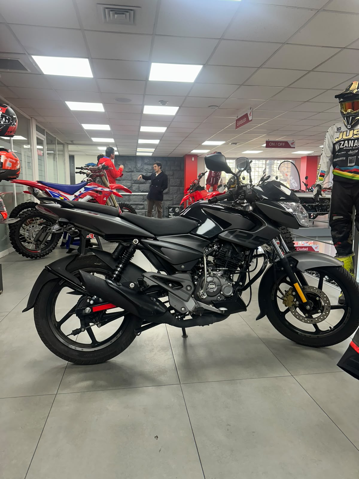 Bajaj pulsar 125