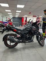 Honda CB160 X-BLADE