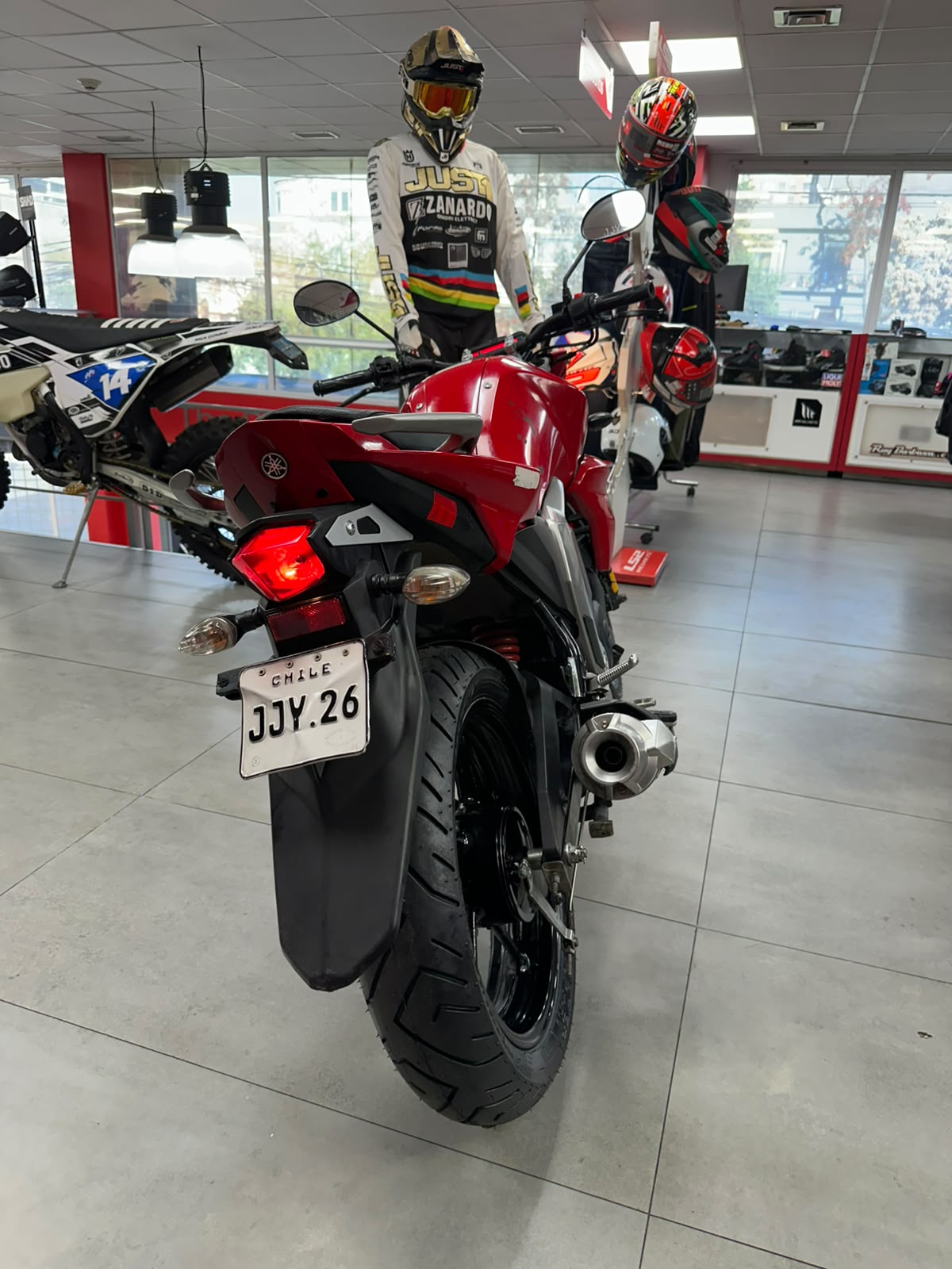 Honda YAMAHA FZN150