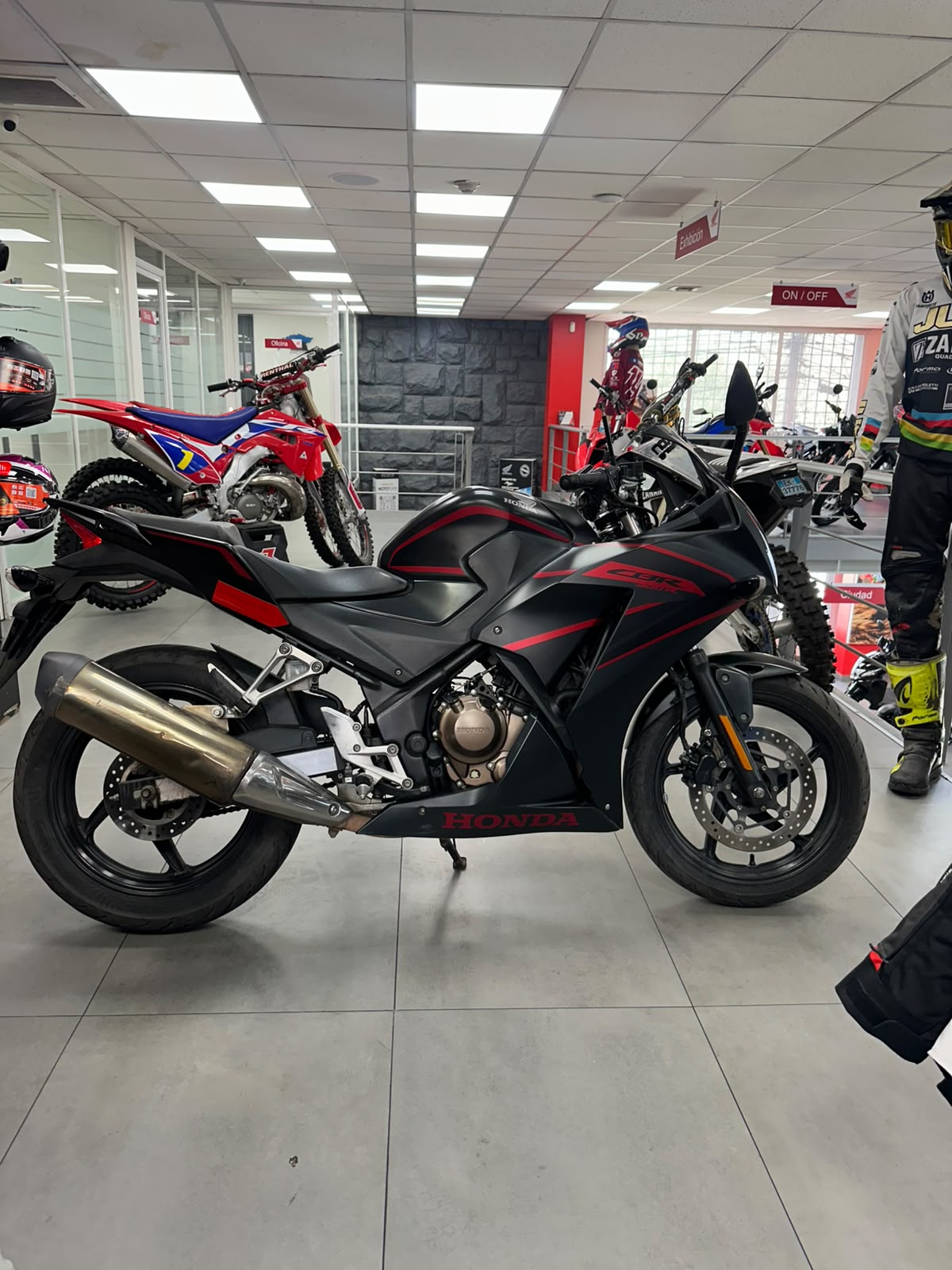 Honda CBR300r