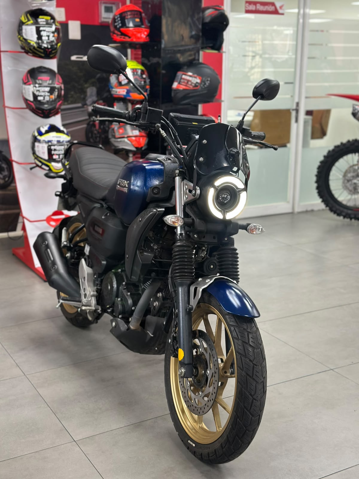 YAMAHA FZX