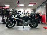 BAJAJ DOMINAR 400